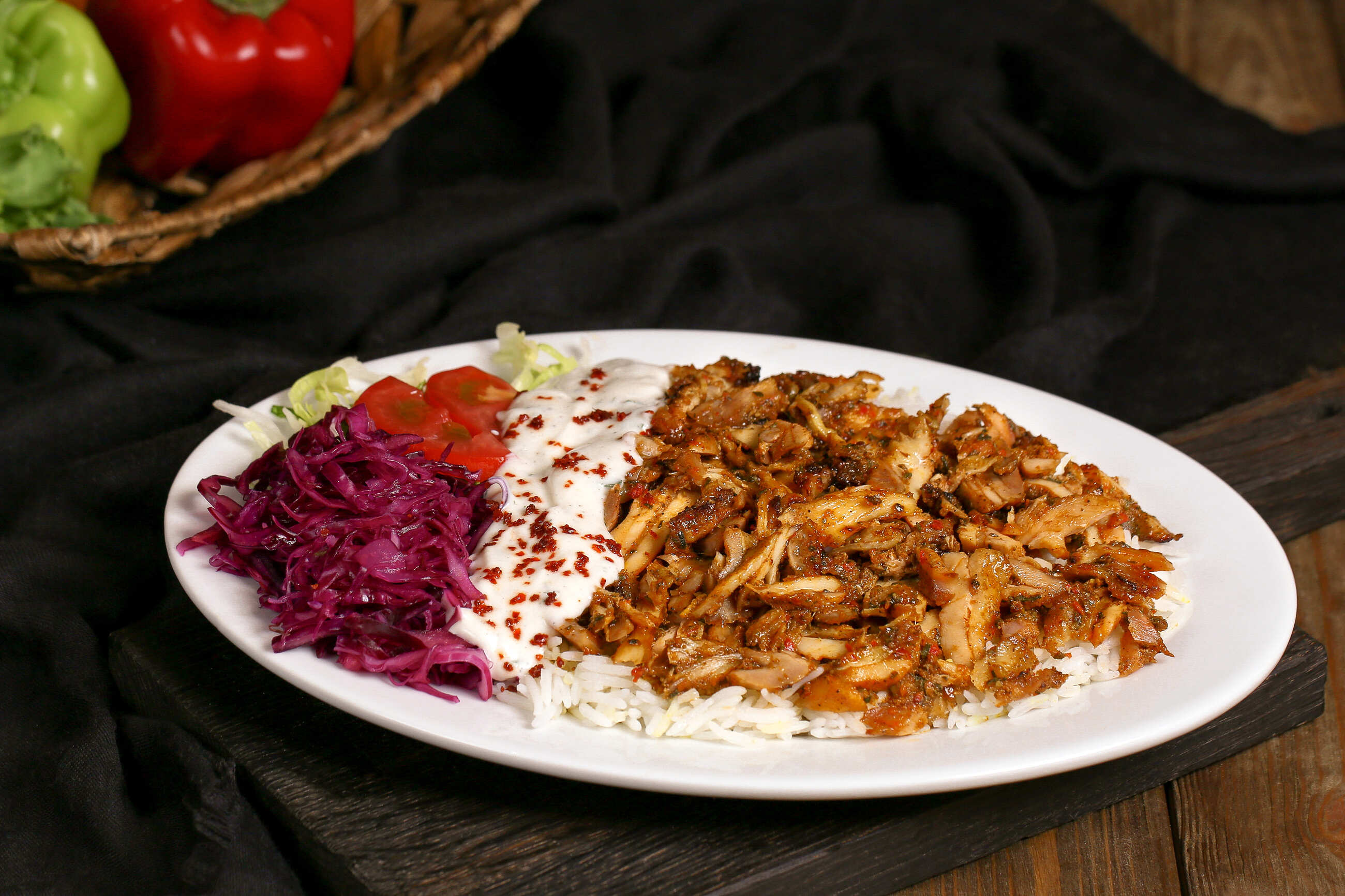 Kebab med ris och vitlökssås